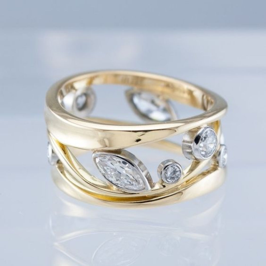 Bague Vintage en Or Sertie de Zircons main image 1