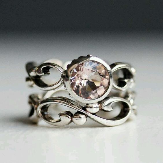 Retro Zirconia Ivy Ring main image 0