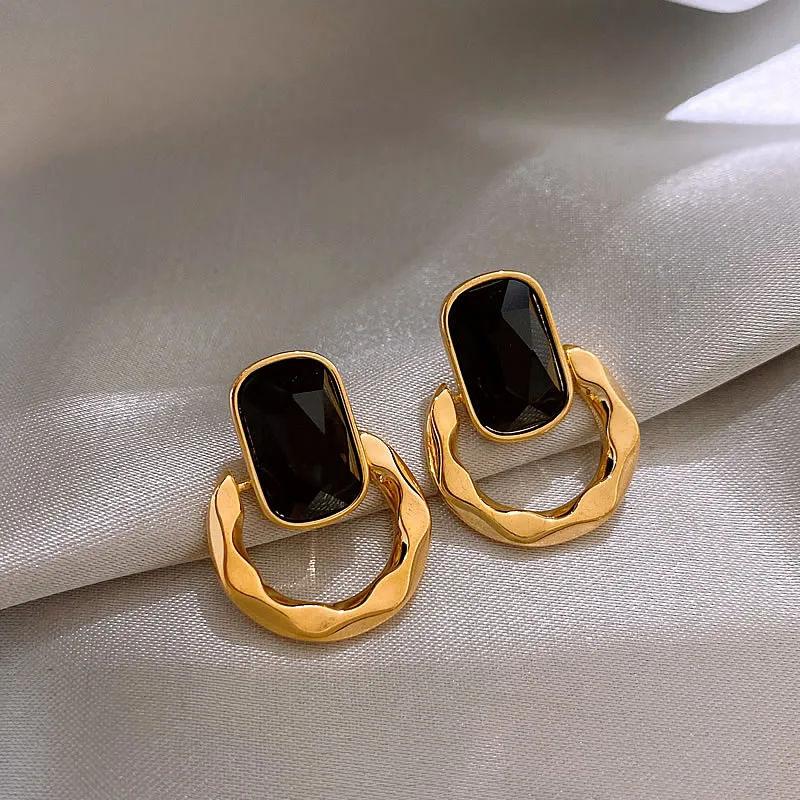 Elegant Hoop Black Earrings – Paradise Designs
