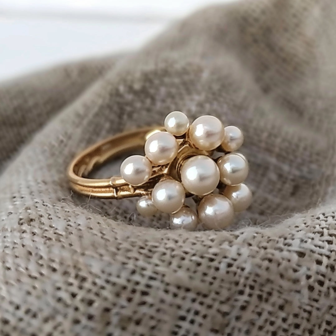 Bague en or avec perles