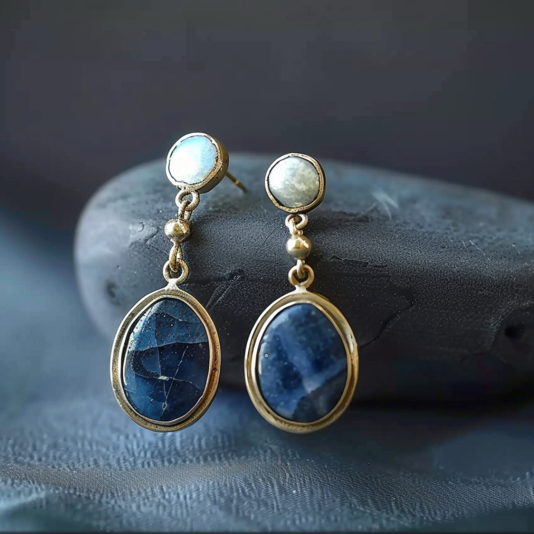 Boucles d'oreilles en perles incrustées de pierres bleues