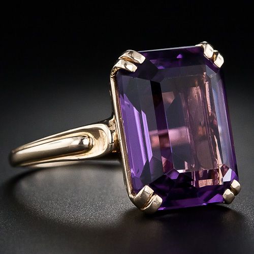 Bague vintage avec pierre de naissance violette