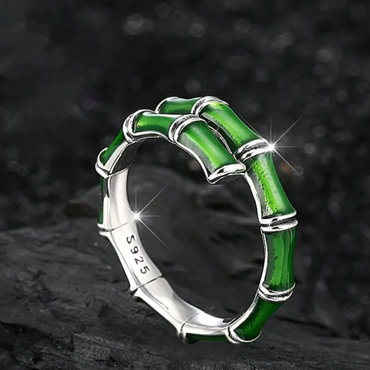 Bague en argent en bambou