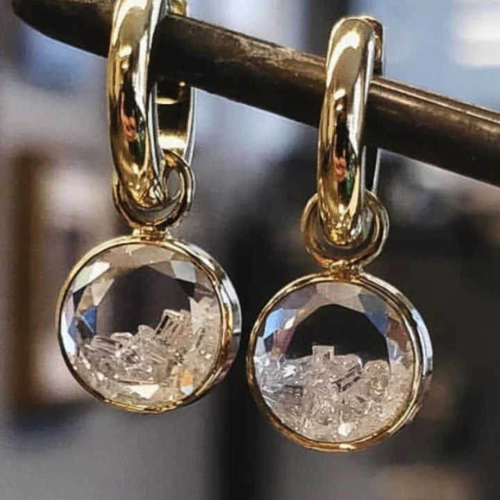 Boucles d'oreilles rondes en verre blanc