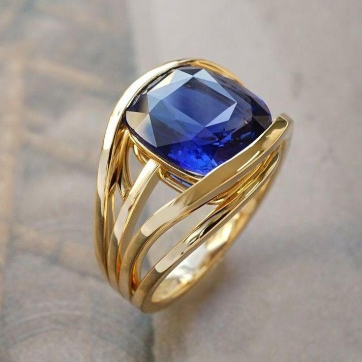 Bague cristalline bleue en or multicouche vintage