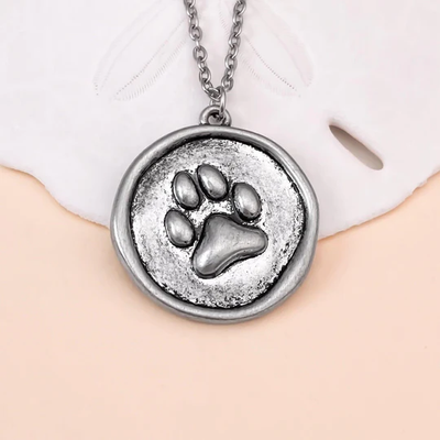 Collier de pattes en argent