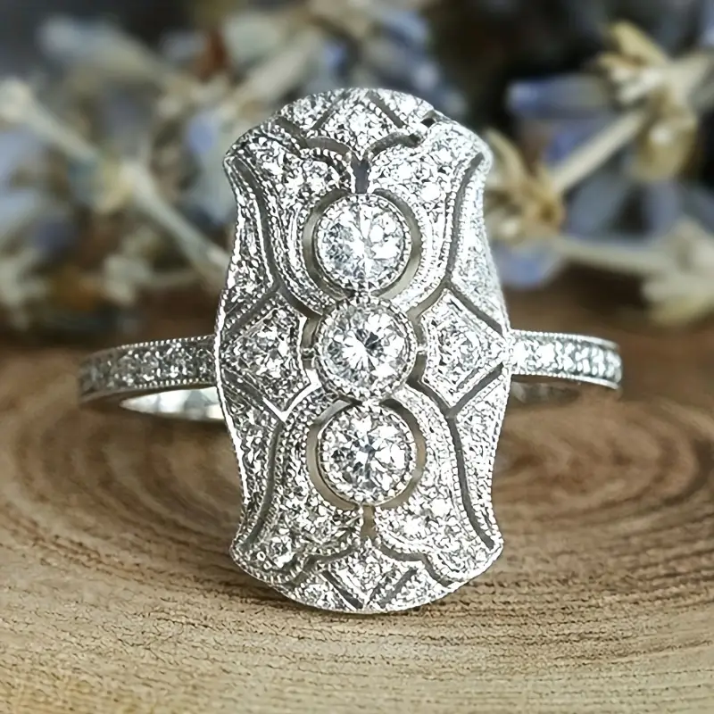 Bague vintage en argent brillant