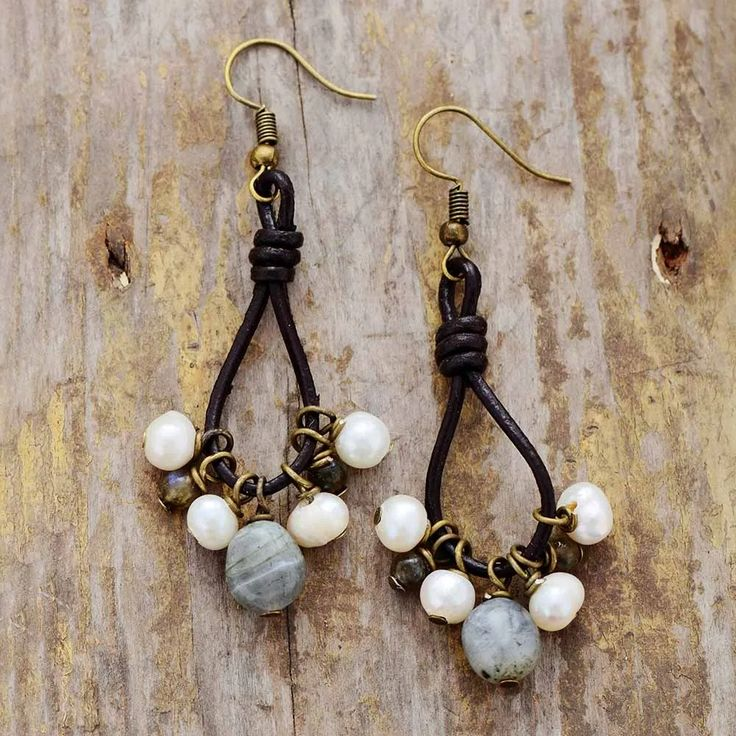 Boucles d'oreilles vintage en cuir et pierres