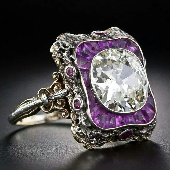 Bague carrée vintage mauve brillante