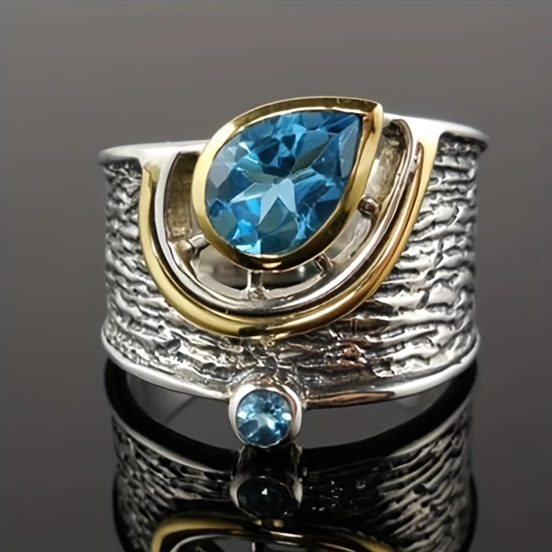 Bague en argent vintage avec zirconium bleu