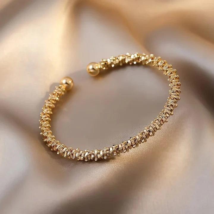 Bracelet ouvert en or brillant