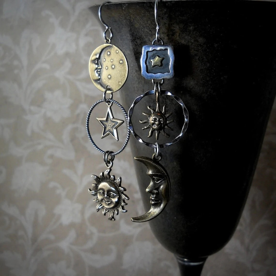 Boucles d'Oreilles Pendantes Soleil-Lune