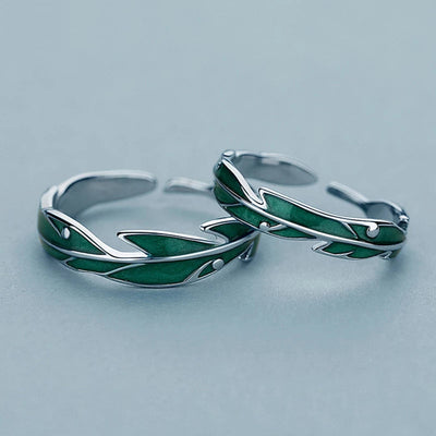 Bague Réglable en Argent avec Feuilles Vertes Irrégulières