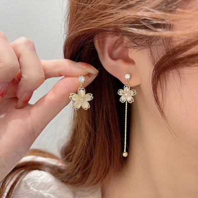 Boucles d'Oreilles Marguerite avec Zircon en Or