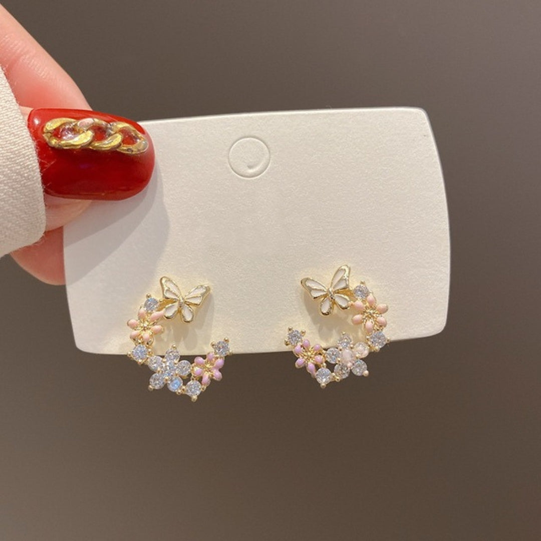 Boucles d'Oreilles Florales avec Papillon en Or