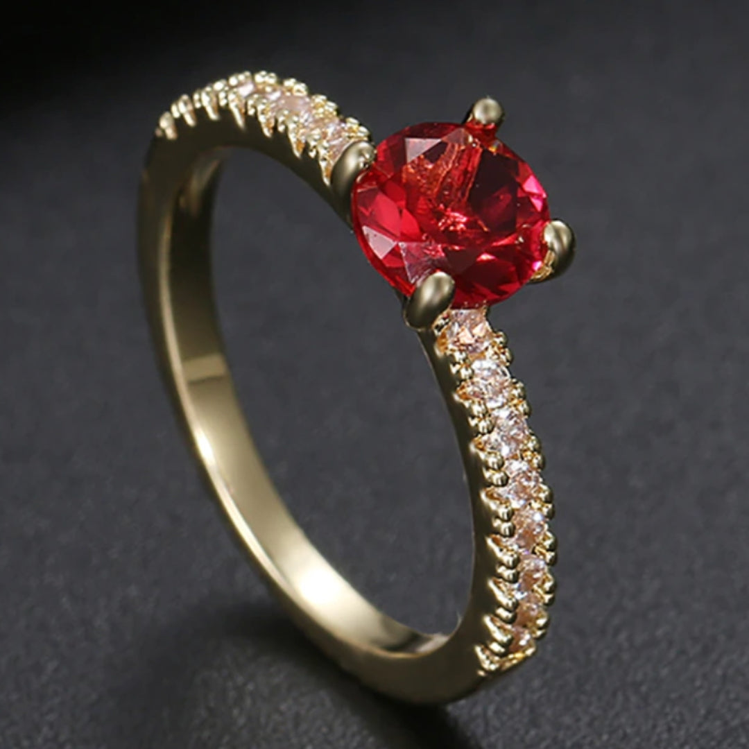 Bague de Luxe avec Zircon Rouge en Or