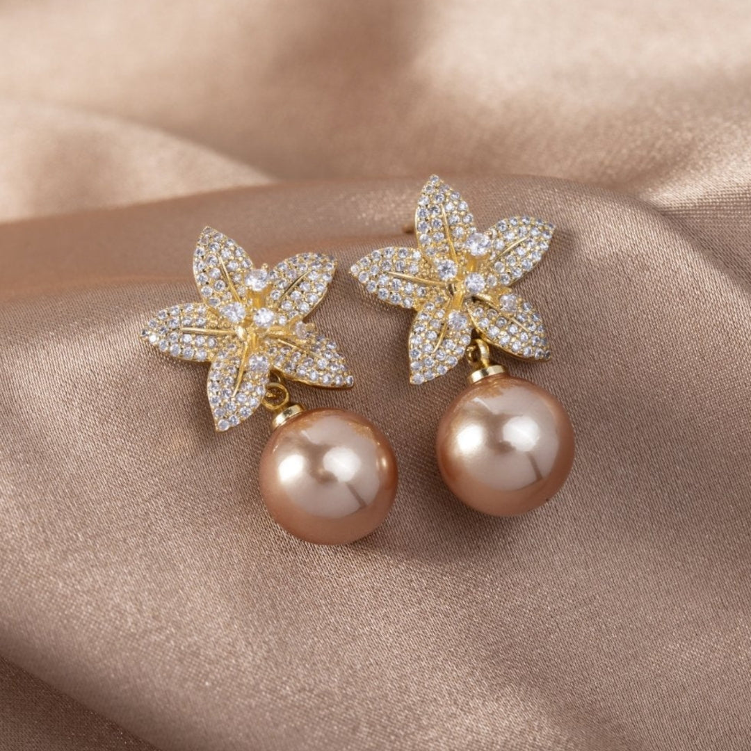 Boucles d'Oreilles Florales de Luxe avec Zircons et Perles en Or