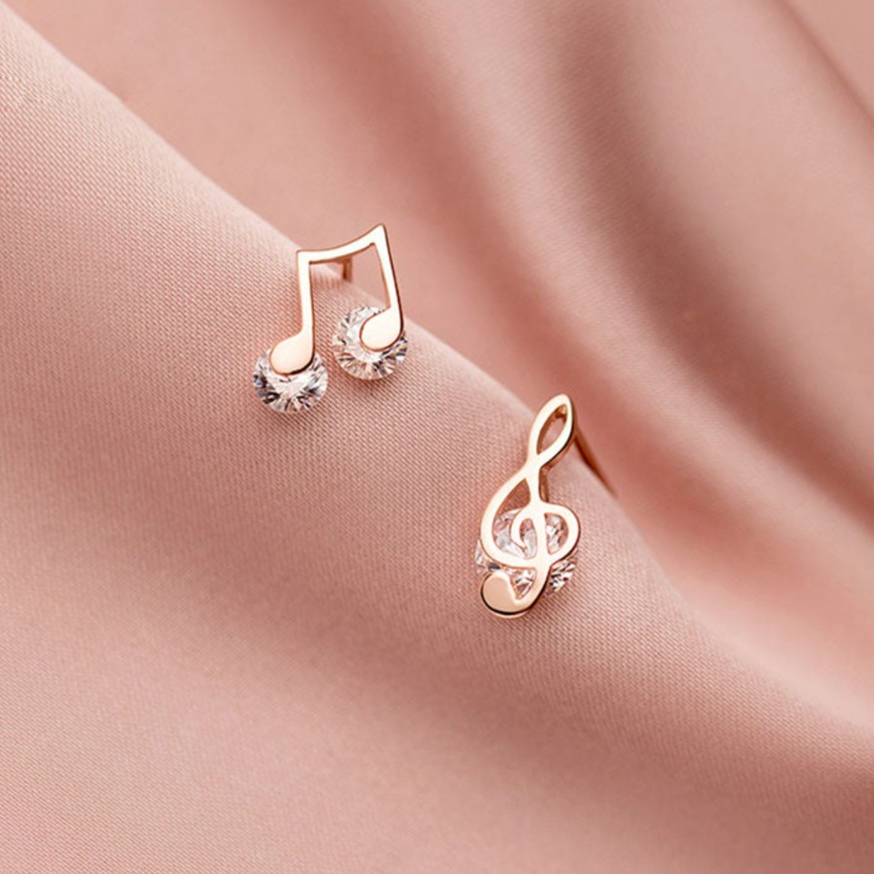 Boucles d'oreilles Musicales avec Zirconia en or