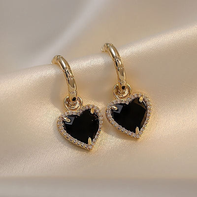 Boucles d'oreilles coeur noir en or