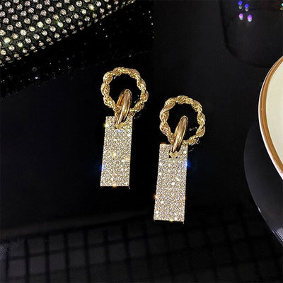 Boucles d'Oreilles Luxueuses en Zircone en Argent et Plaqué avec Strass Incrustés