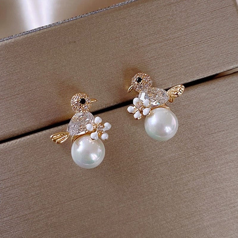 Boucles d'oreilles Birdie de Luxe en Zirconium Cubique et Incrustation de Perles