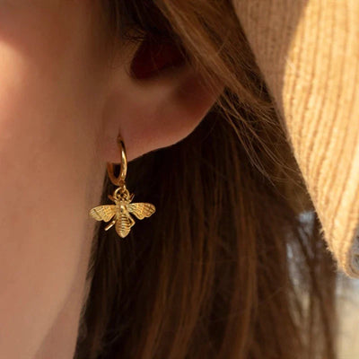 Boucles d'Oreilles en Forme d'Abeille en Or