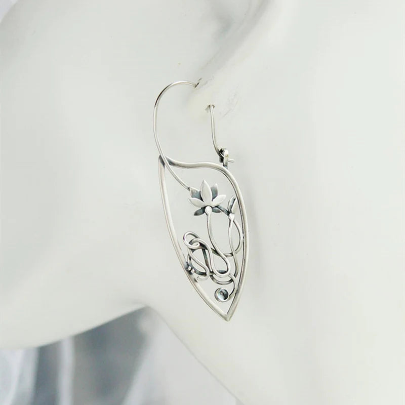 Boucles d'Oreilles Fleur de Lotus en Argent Sterling