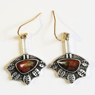 Boucles d'oreilles Irrégulières en Argent avec Pierres Rouges