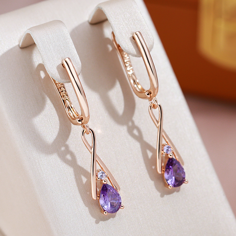 Boucles d'oreilles Pendantes avec Zirconium Violet en Or