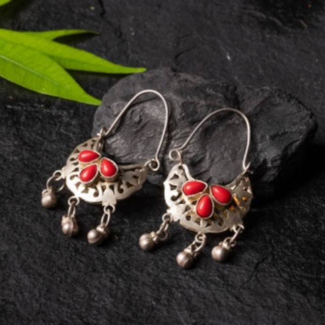 Boucles d'oreilles Vintage en Pierre Rouge