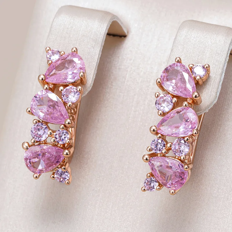 Boucles d'oreilles élégantes en cristal rose