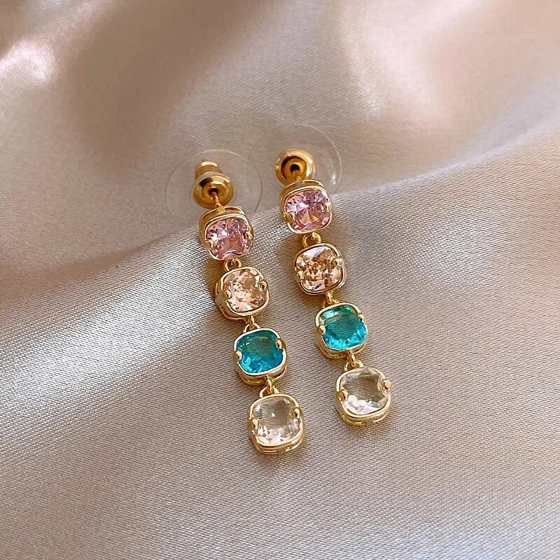 Boucles d'oreilles avec pendentif en zircon multicolore