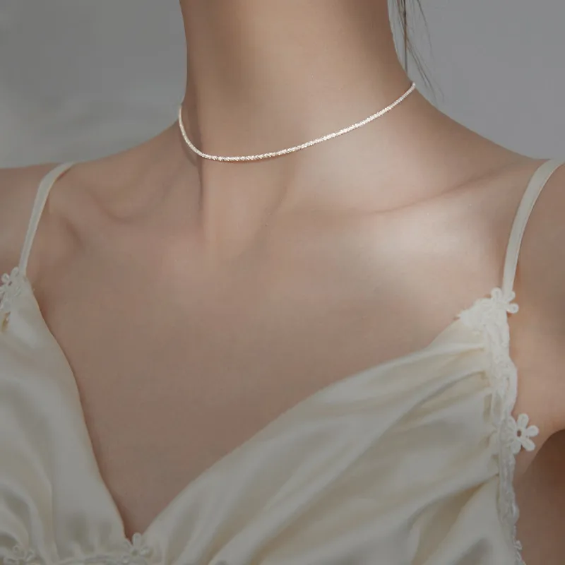 Collier de perles élégantes et brillantes