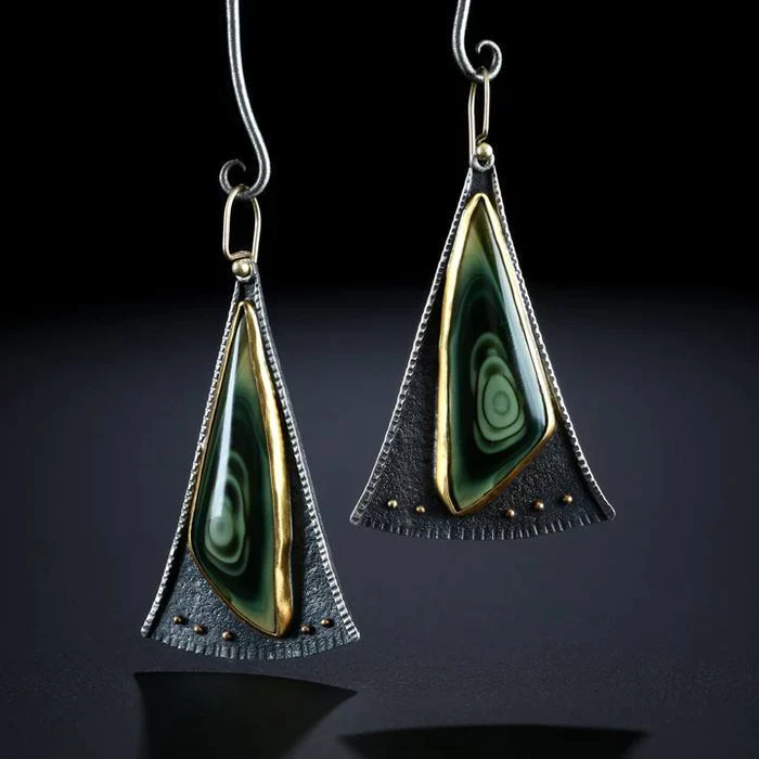 Boucles d'oreilles vintage vert foncé