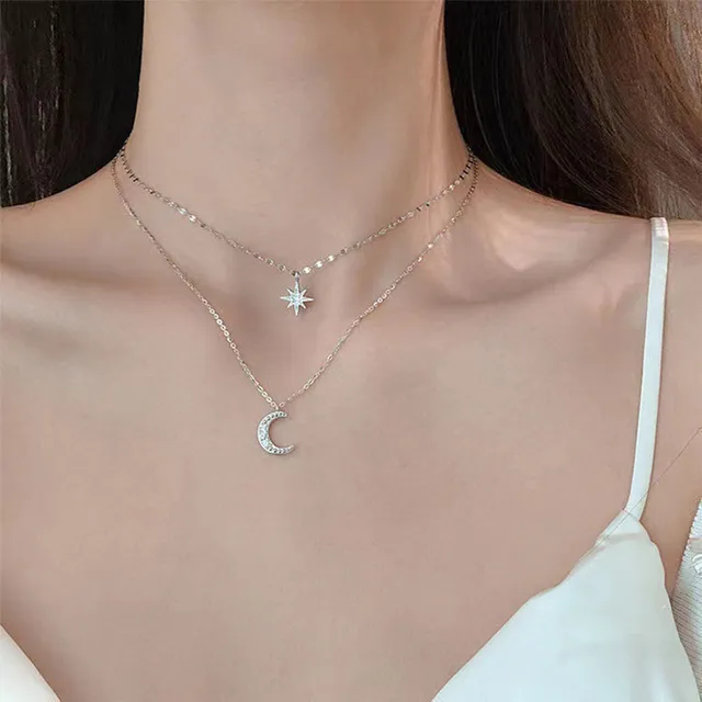 Élégant collier de lune et d'étoiles en argent sterling