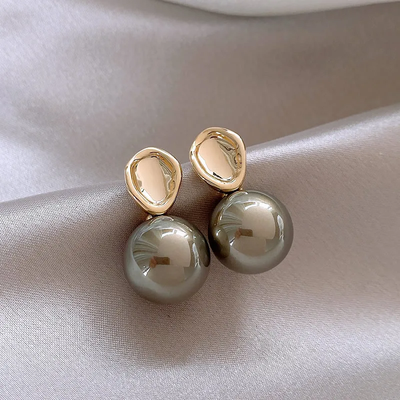 Boucles d'oreilles élégantes en perles colorées