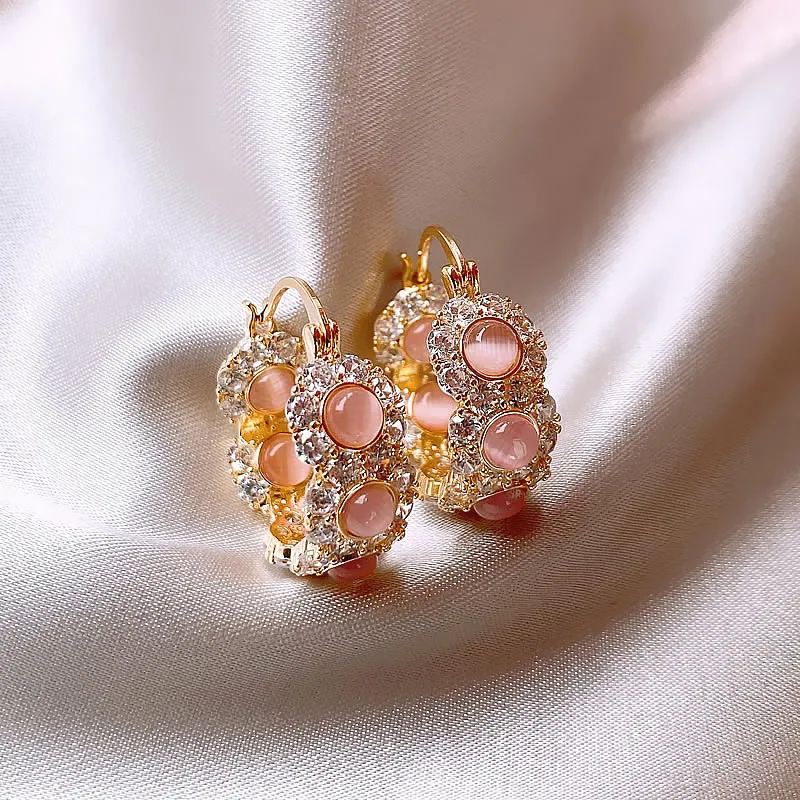 Boucles d'oreilles élégantes en cristal rose