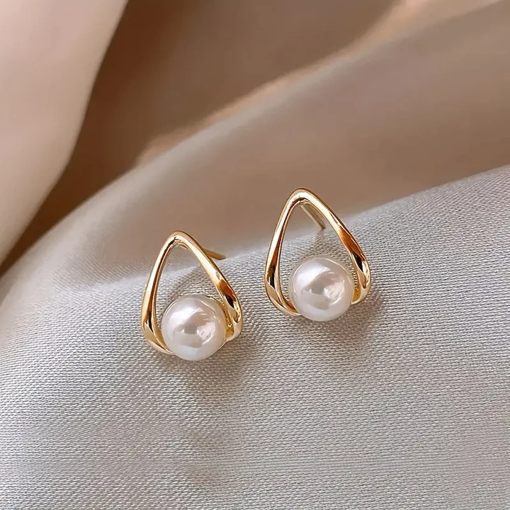 Boucles d'oreilles creuses en perles d'or