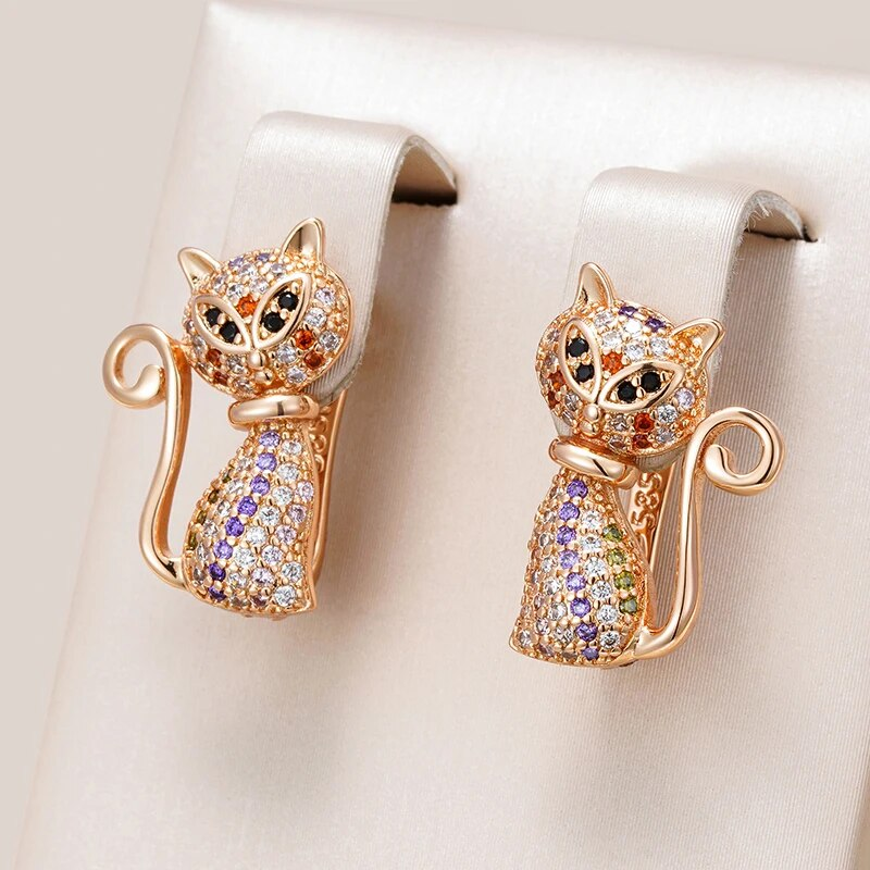 Boucles d'oreilles élégantes en zirconium coloré pour chatons