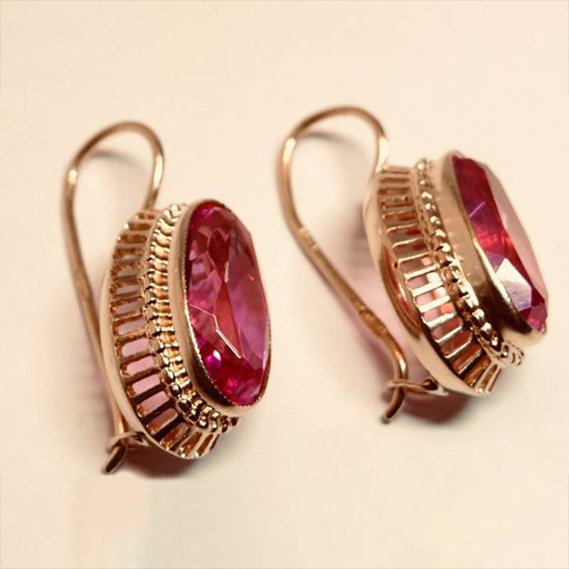 Boucles d'oreilles vintage en cristal rouge et or rose